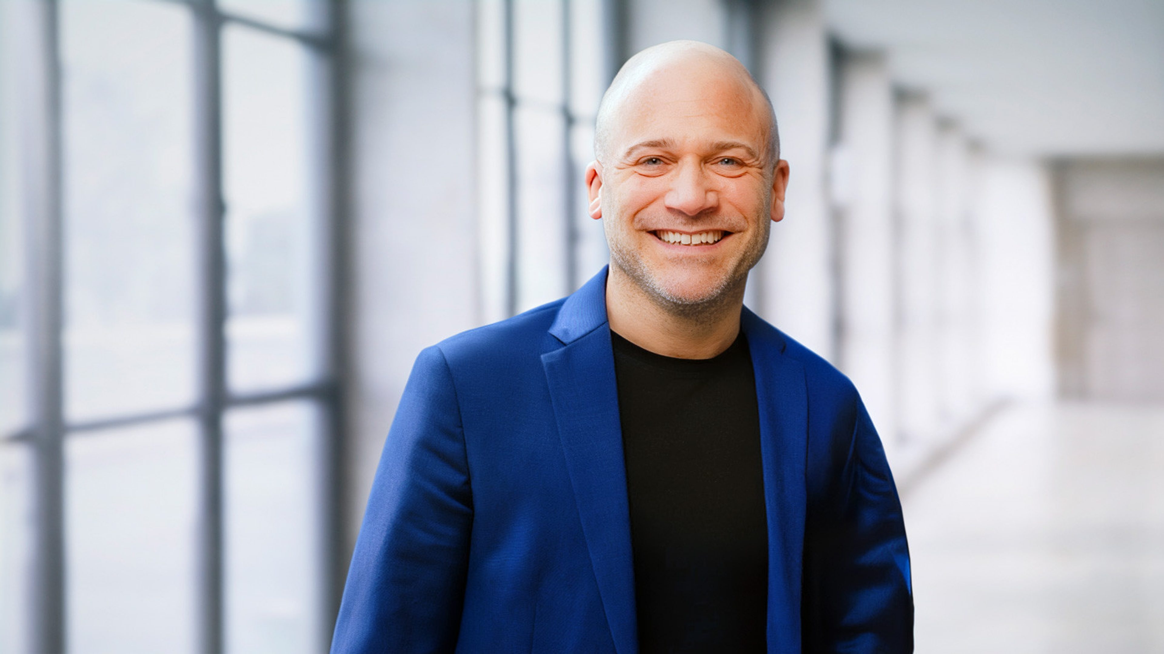 Picture of Tim Alexander, Head of Marketing & Corporate Communications at Swiss Life Asset Managers. 