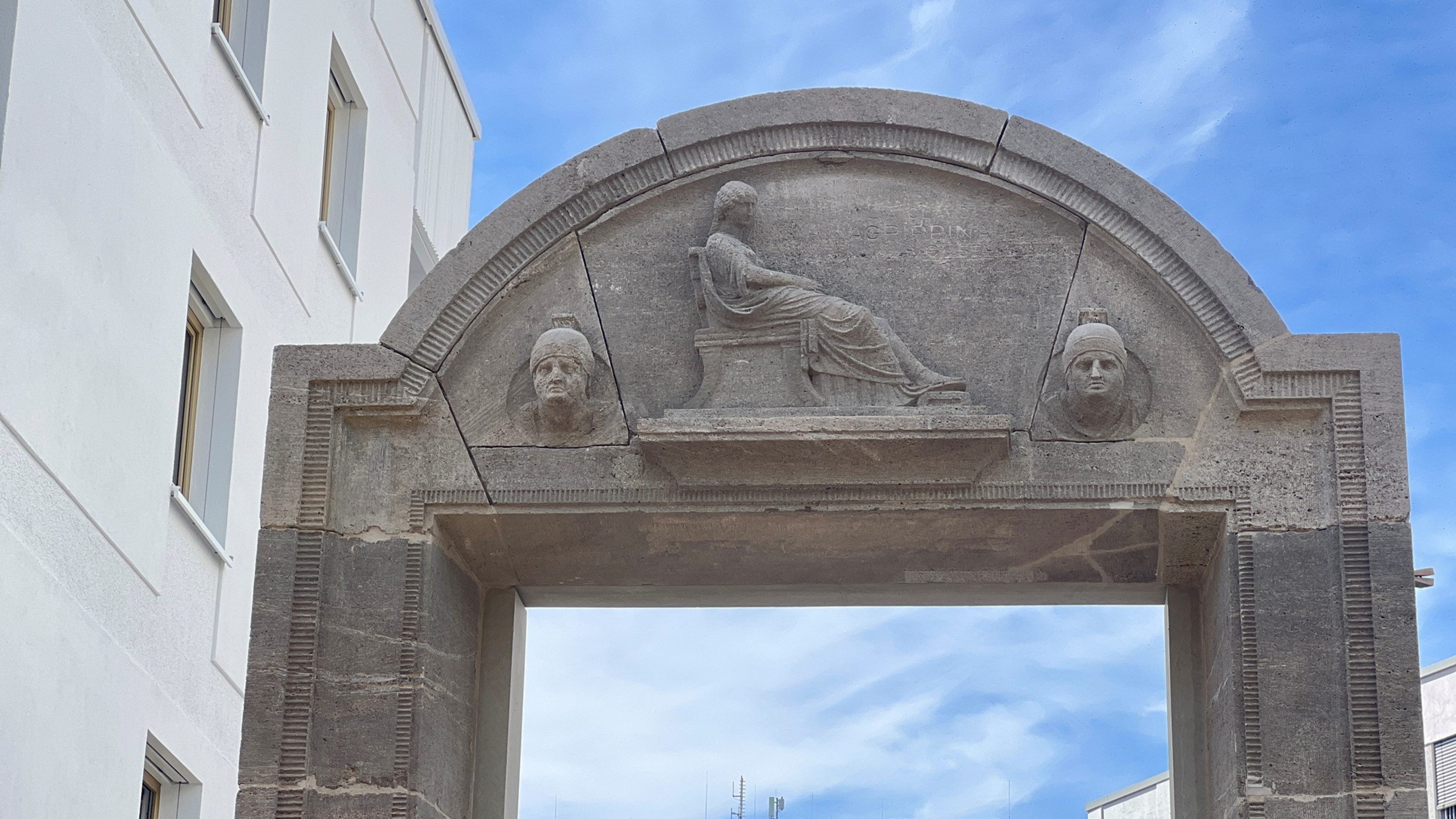 Agrippina_frontal_(c)Swiss_Life_Asset_Managers